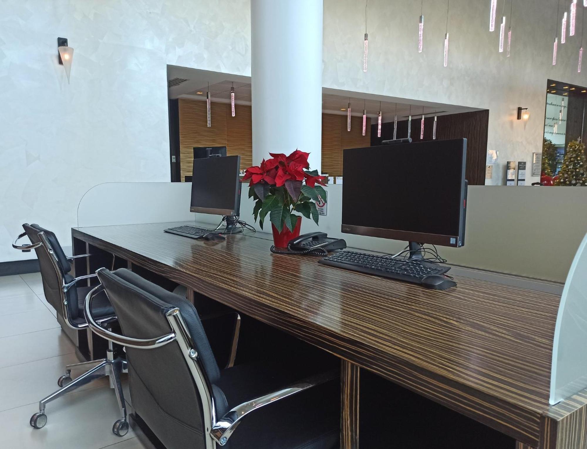 Radisson Blu Hotel, Montpellier Zewnętrze zdjęcie