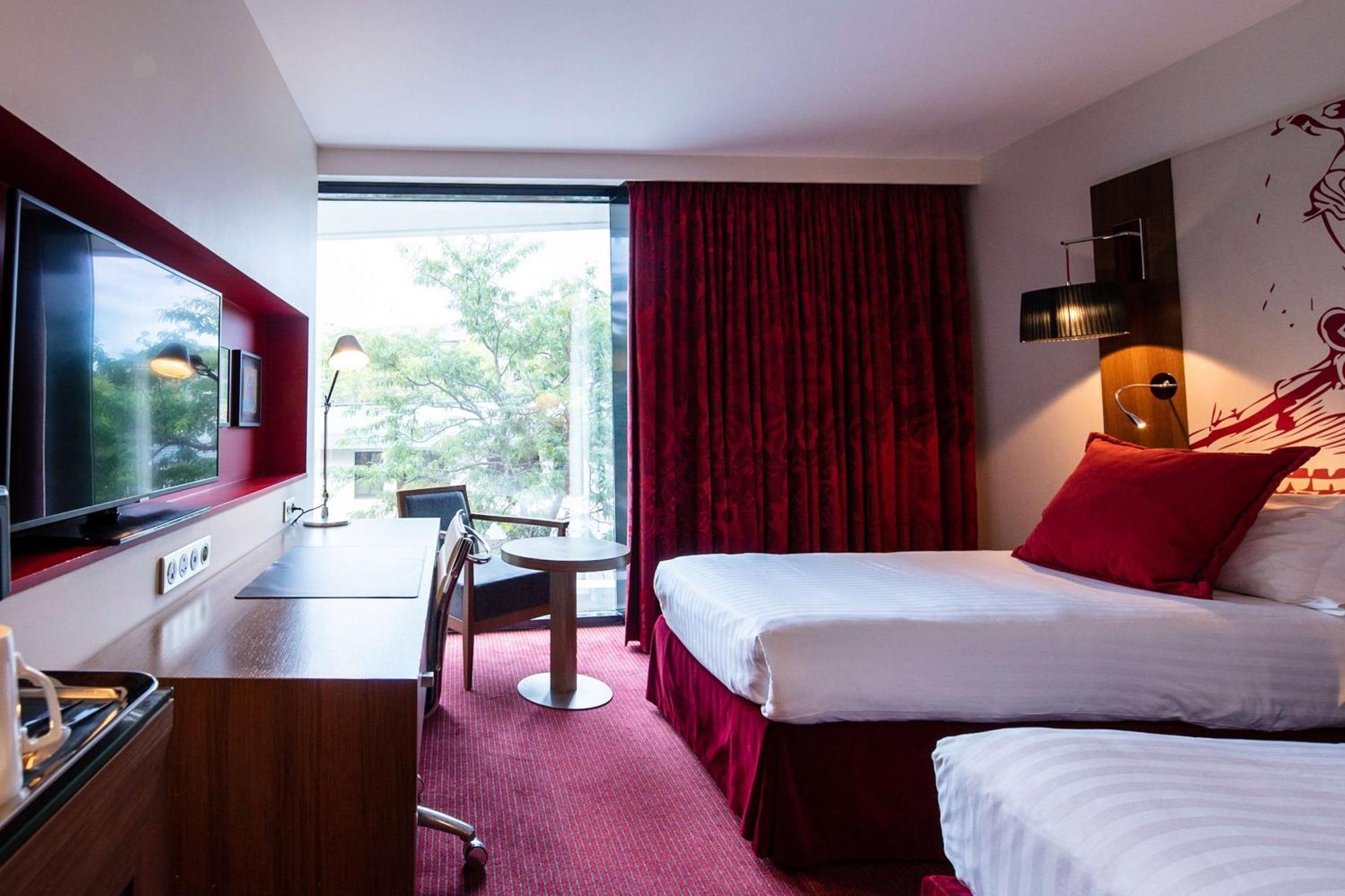 Radisson Blu Hotel, Montpellier Zewnętrze zdjęcie